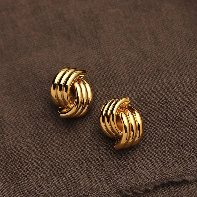 Twist of Elegance Earrings